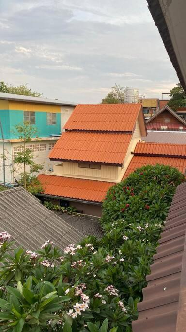 2 Room Apartment In The Old Town เชียงใหม่ ภายนอก รูปภาพ